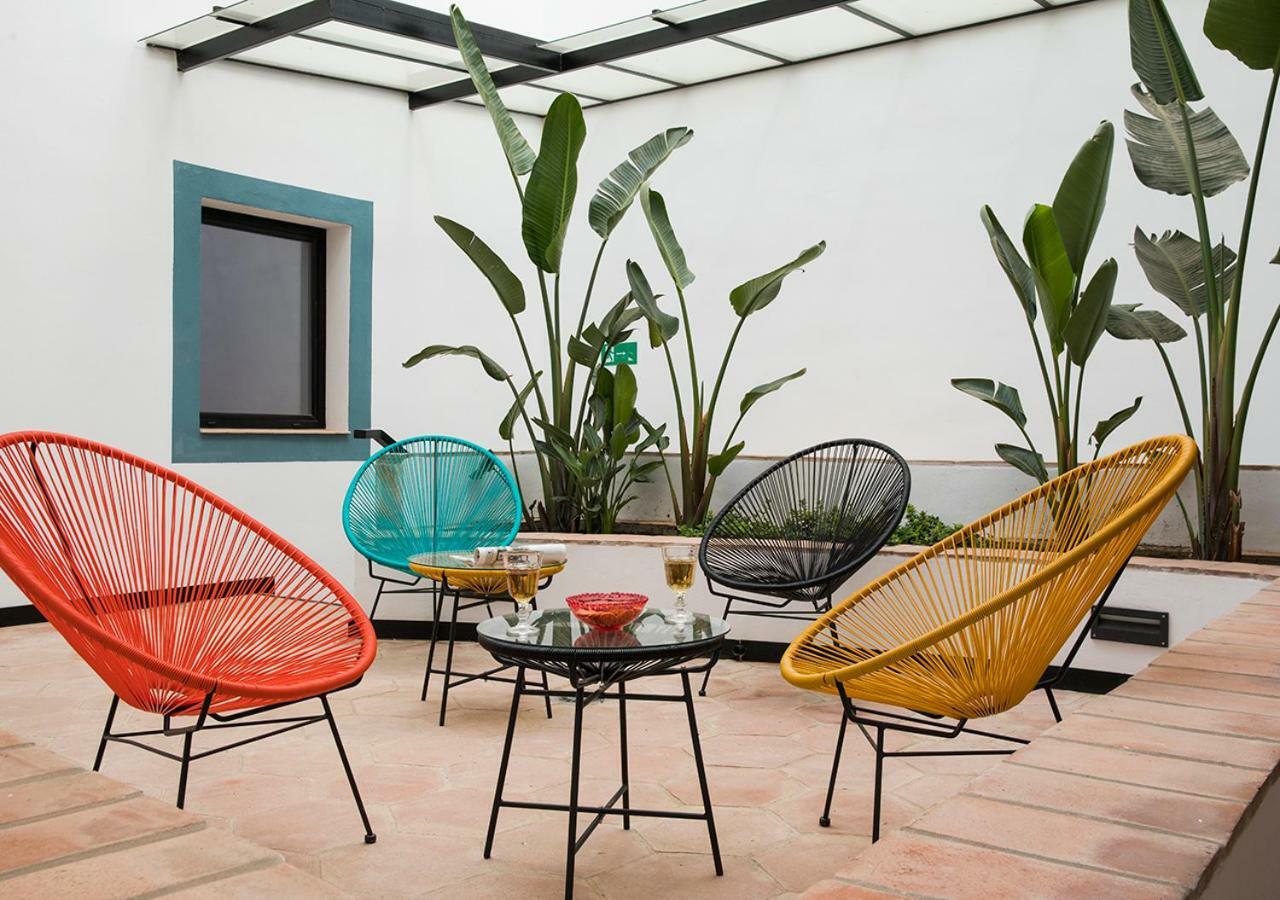 Feria Pool & Luxury Apartment Seville Exterior photo