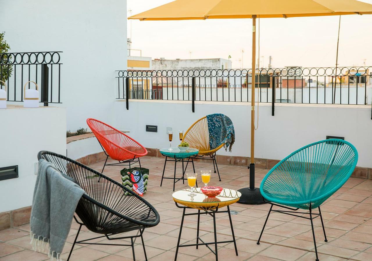 Feria Pool & Luxury Apartment Seville Exterior photo